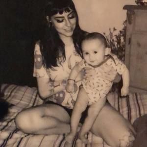 Meet your Posher, Leslie